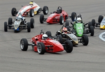 Formula Vee - the field flies into the hairpin