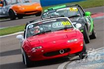 750 MOTOR CLUB – 5Club Mazda Mx5 Championship at Donington Park 2015