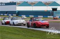 750 MOTOR CLUB – 5Club Mazda Mx5 Championship at Donington Park 2015