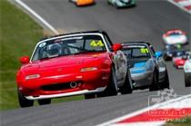 750 MOTOR CLUB – 5Club Mazda Mx5 Championship racing at Brands Hatch 2015