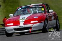 750 MOTOR CLUB – 5Club Mazda Mx5 Championship racing at Brands Hatch 2015