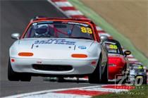 750 MOTOR CLUB – 5Club Mazda Mx5 Championship racing at Brands Hatch 2015