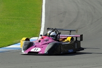 750 Formula - Championship leader goes through